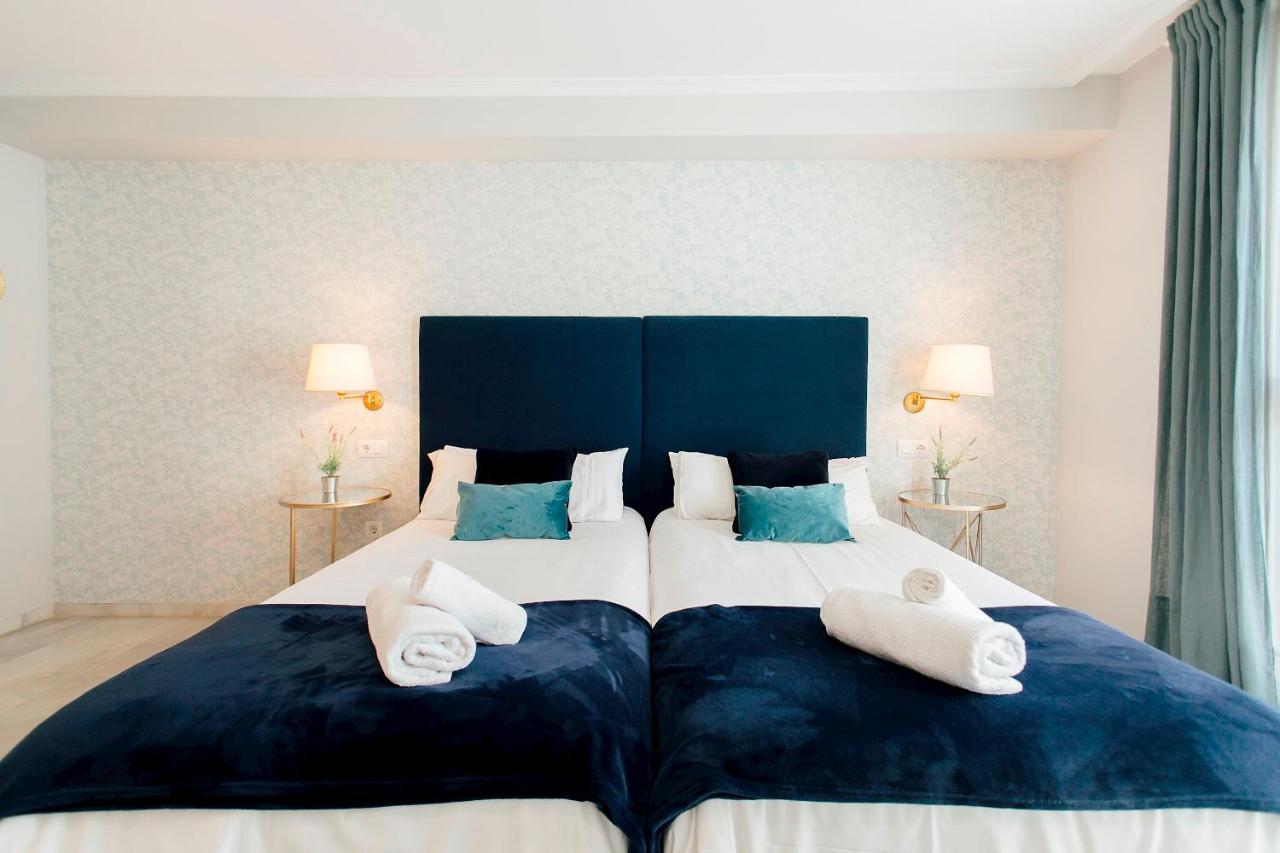 Minty Stay - 3Bd Cathedral Севилья Экстерьер фото