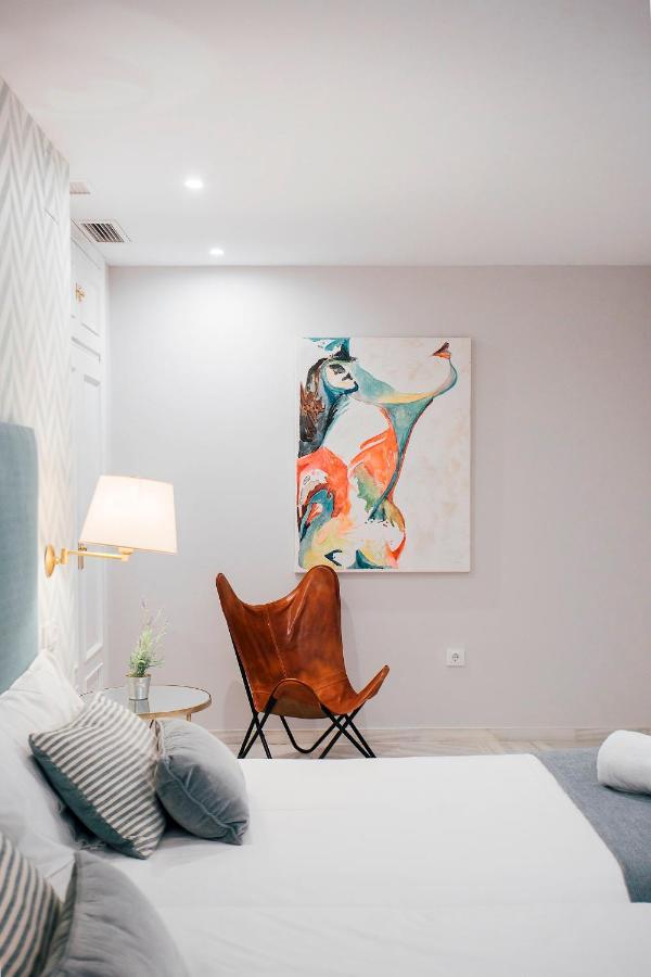 Minty Stay - 3Bd Cathedral Севилья Экстерьер фото