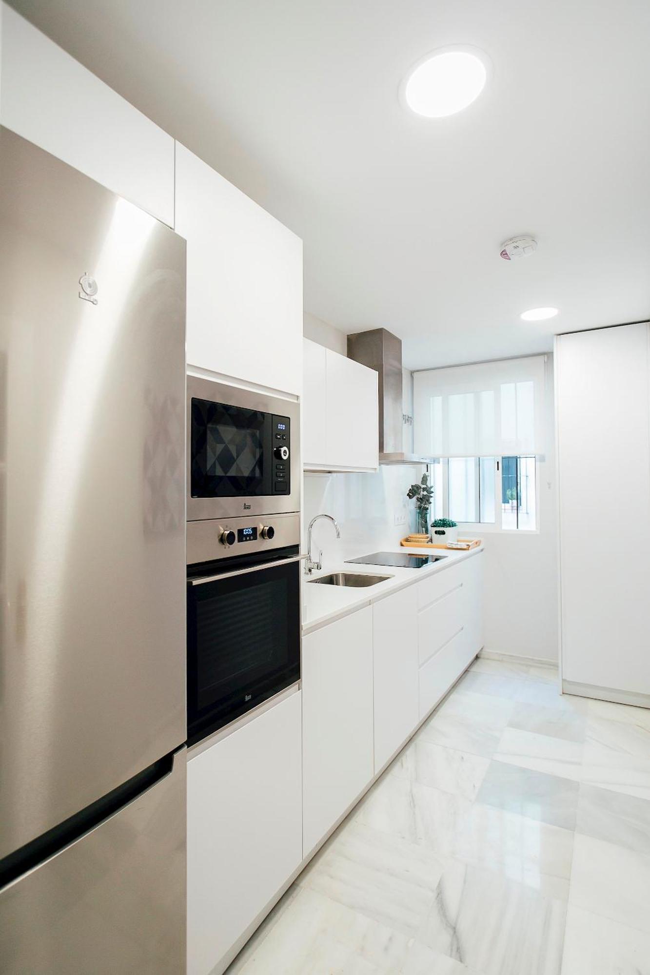 Minty Stay - 3Bd Cathedral Севилья Экстерьер фото